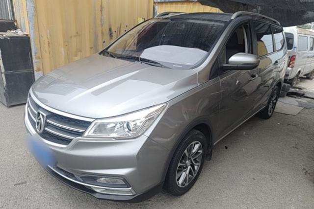 Used Baojun 730 2019 1.5T Manual Fashion Model 7-seater National V