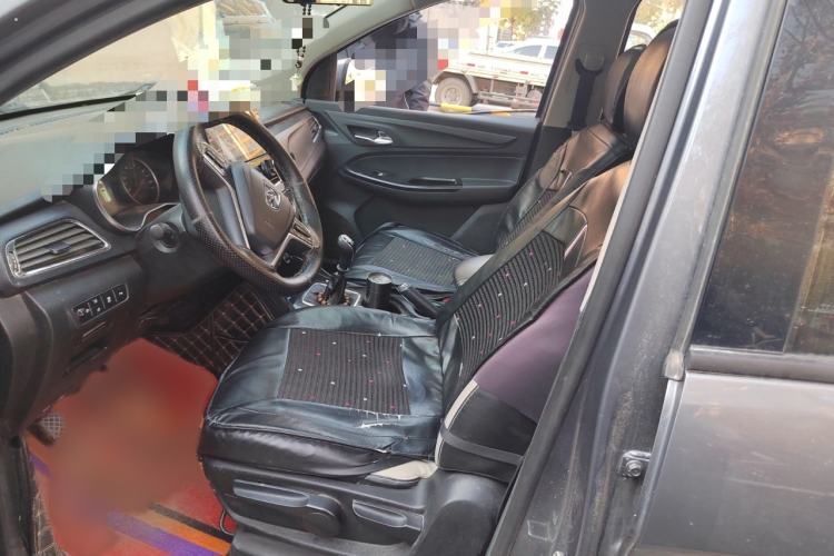 Used Baojun 730 2019 1.5T Manual Fashion Model 7-seater China VI Left Front Seat