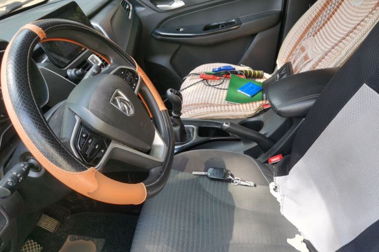 Used Baojun 730 2019 1.5L Manual Fashion Model 7-seater National V Left Front Seat