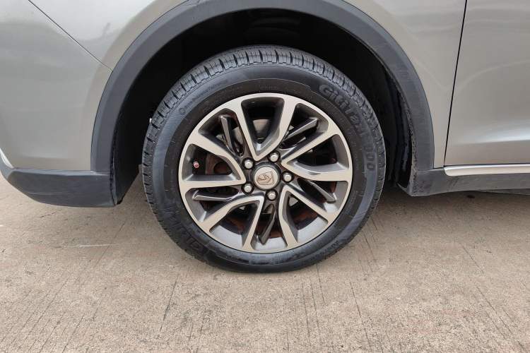 Used Baojun 730 2019 1.5T CVT Fashion Model 7 Seats China VI Emission Standard Left Front Wheel Hub