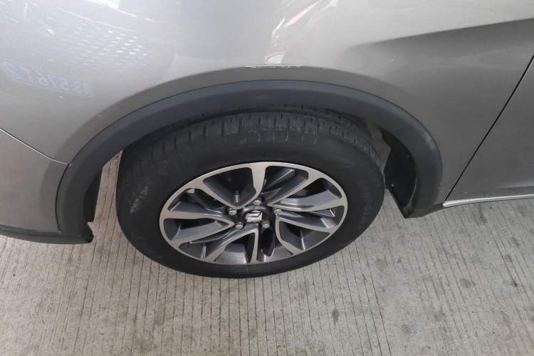 Used Baojun 730 2019 1.5T CVT Flagship Model 7 Seats China VI Emission Standard Left Front Wheel Hub