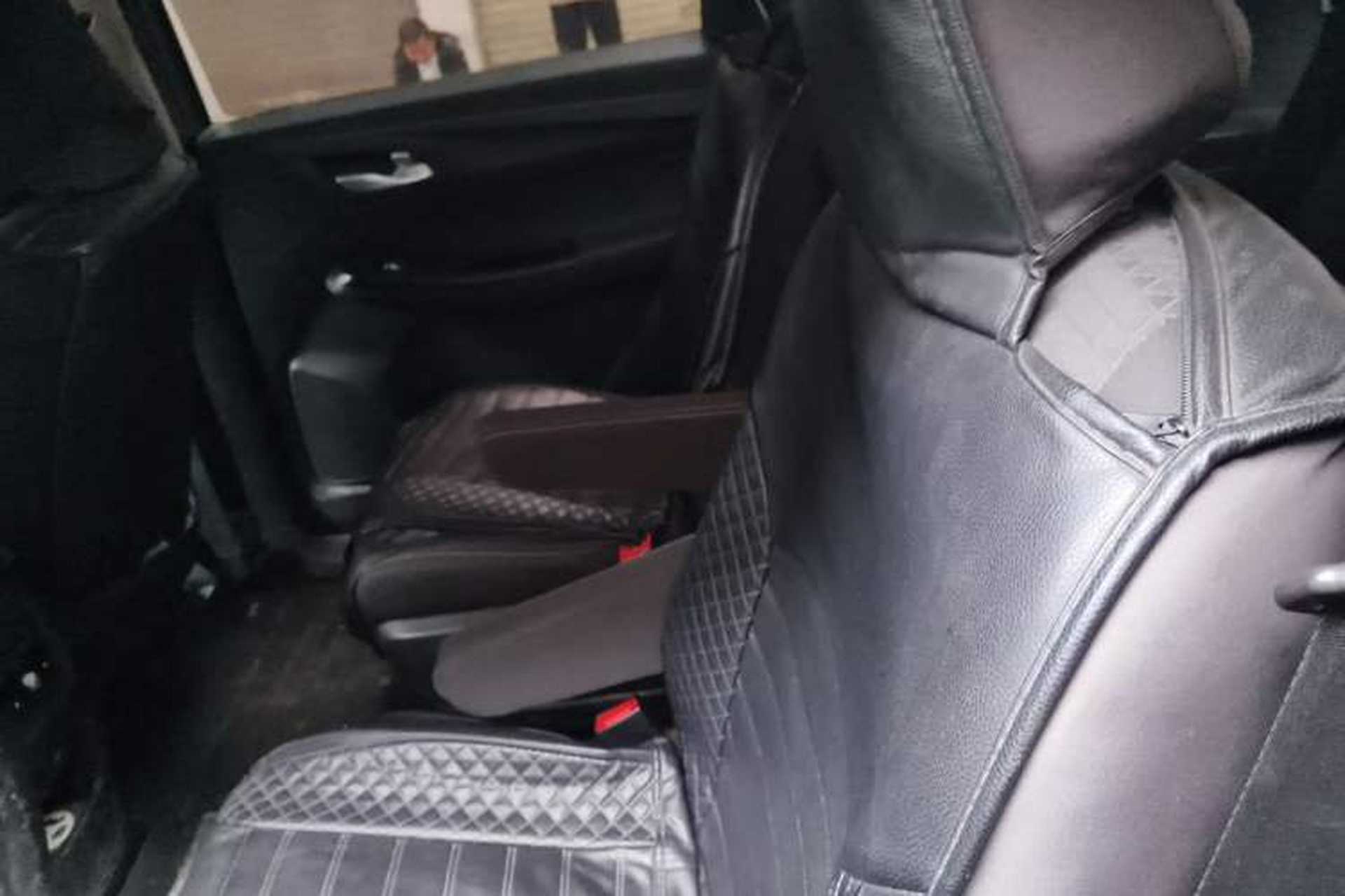 Used Baojun 730 2019 1.5L Manual Fashion Model 7-seater China VI Left Rear Seat