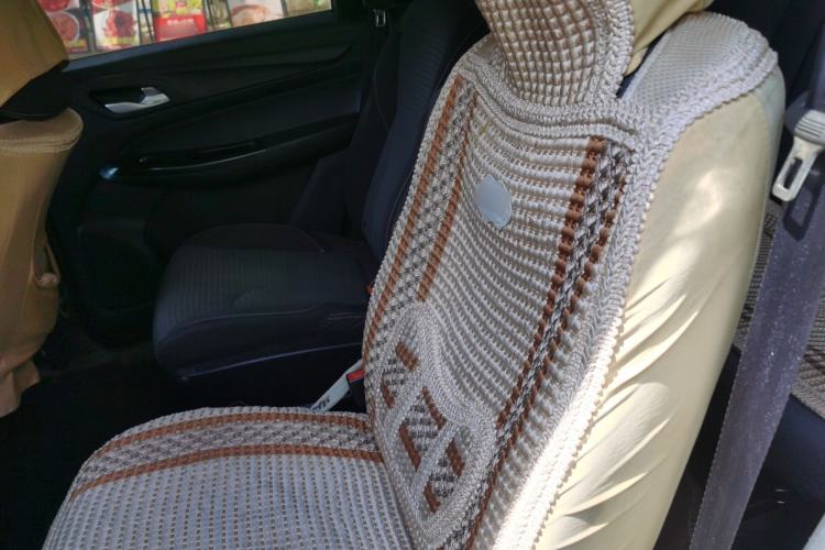 Used Baojun 730 2019 1.5L Manual Fashion Model 7-seater National V Left Rear Seat