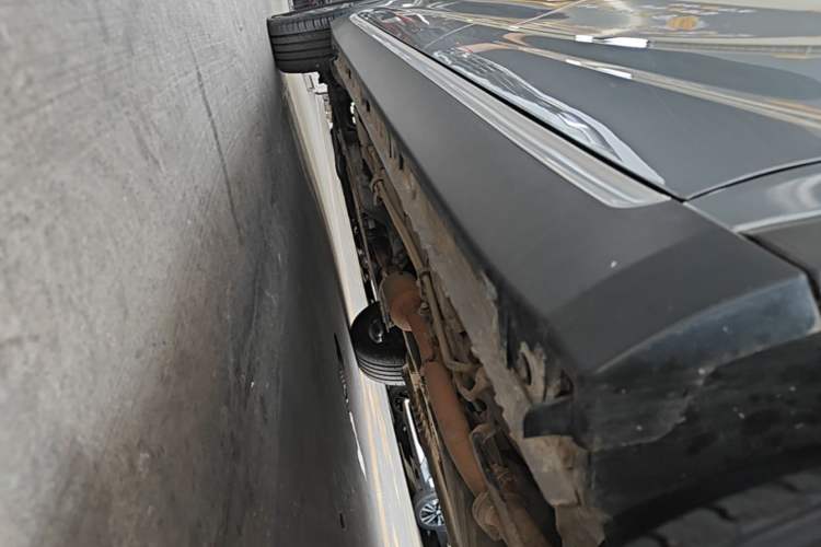 Used Baojun 730 2019 1.5L Manual Fashion Model 7-seater National V Left Side Sill