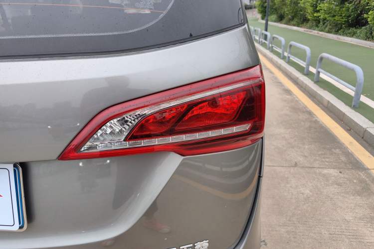 Used Baojun 730 2019 1.5T CVT Fashion Model 7 Seats China VI Emission Standard Right Rear Taillight