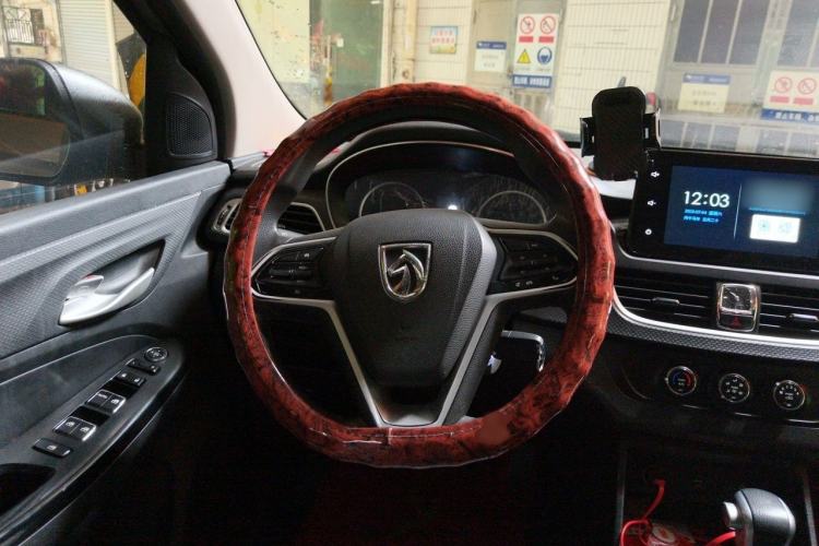 Used Baojun 730 2019 1.5T CVT Fashion Model 7 Seats China VI Emission Standard Steering Wheel
