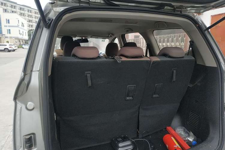 Used Baojun 730 2019 1.5T Manual Fashion Model 7-seater National V Trunk