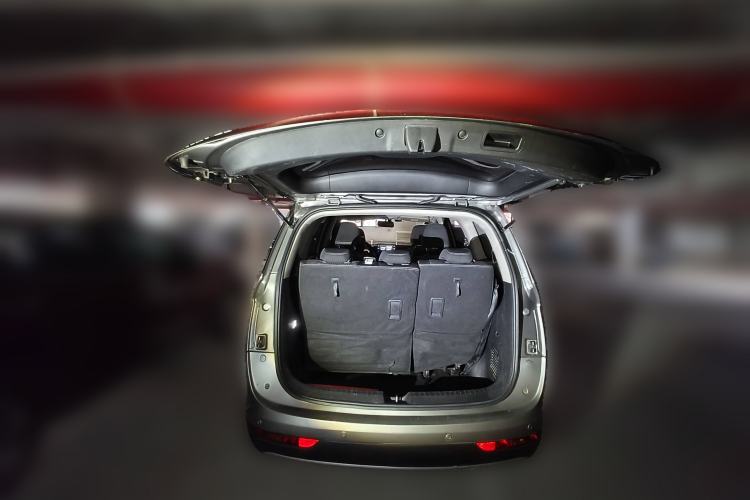 Used Baojun 730 2019 1.5L Manual Fashion Model 7-seater China VI Trunk
