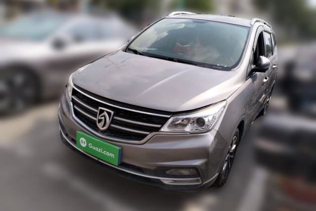 Used Baojun 730 2019 1.5L Manual Fashion Model 7-seater China VI