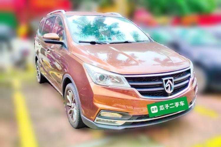 Used Baojun 730 2019 1.5T CVT Flagship Model 7 Seats China VI Emission Standard Front Right 45 Deg