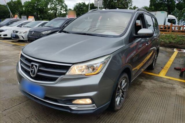 Used Baojun 730 2019 1.5T CVT Fashion Model 7 Seats China V Emission Standard