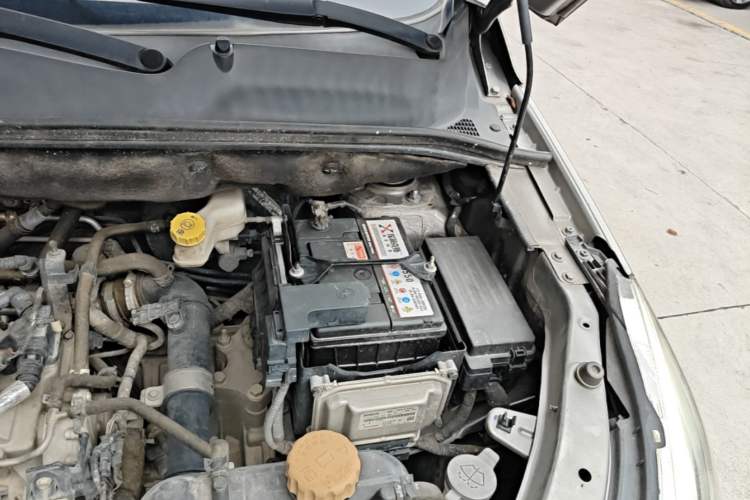 Used Baojun 730 2019 1.5T CVT Fashion Model 7 Seats China VI Emission Standard Engine Bay Left