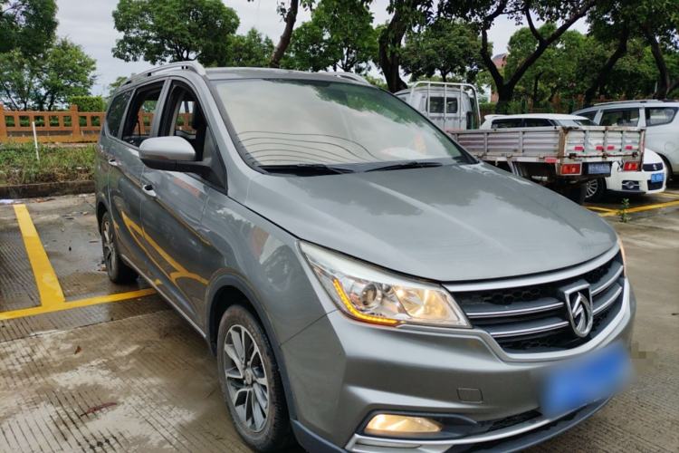 Used Baojun 730 2019 1.5T CVT Fashion Model 7 Seats China V Emission Standard Exterior 1