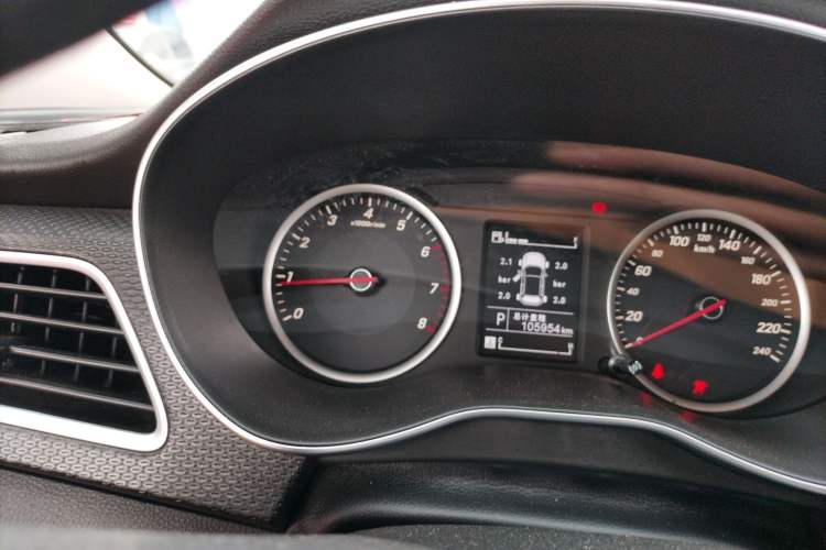 Used Baojun 730 2019 1.5T CVT Fashion Model 7 Seats China V Emission Standard Instrument Cluster