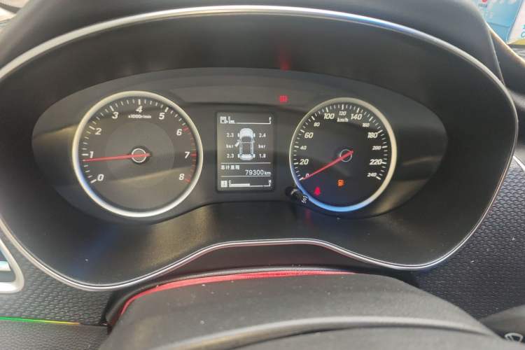 Used Baojun 730 2019 1.5T Manual Fashion Model 7-seater National V Instrument Cluster