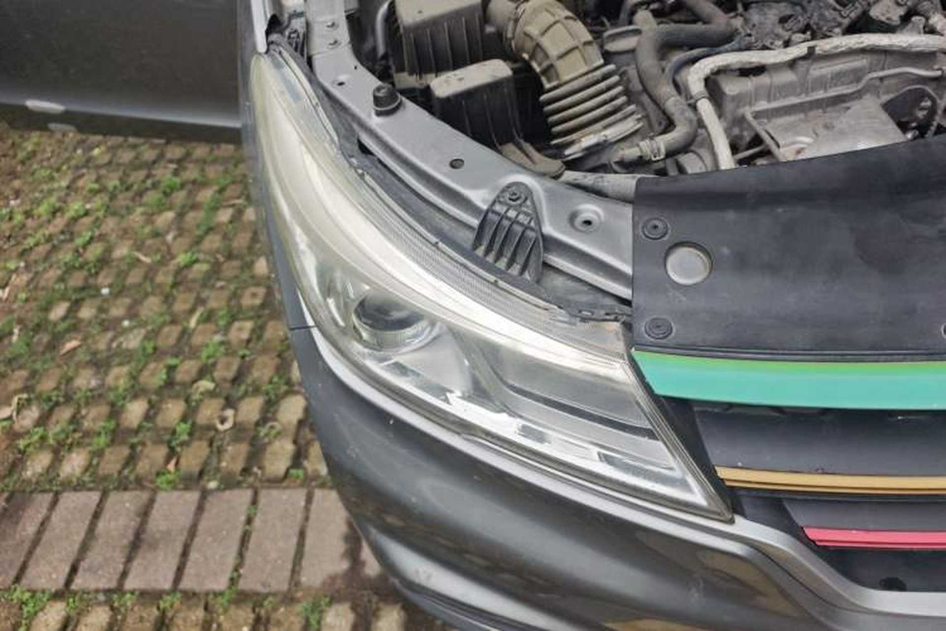 Used Baojun 730 2019 1.5T Manual Fashion Model 7-seater National V Right Front Headlight