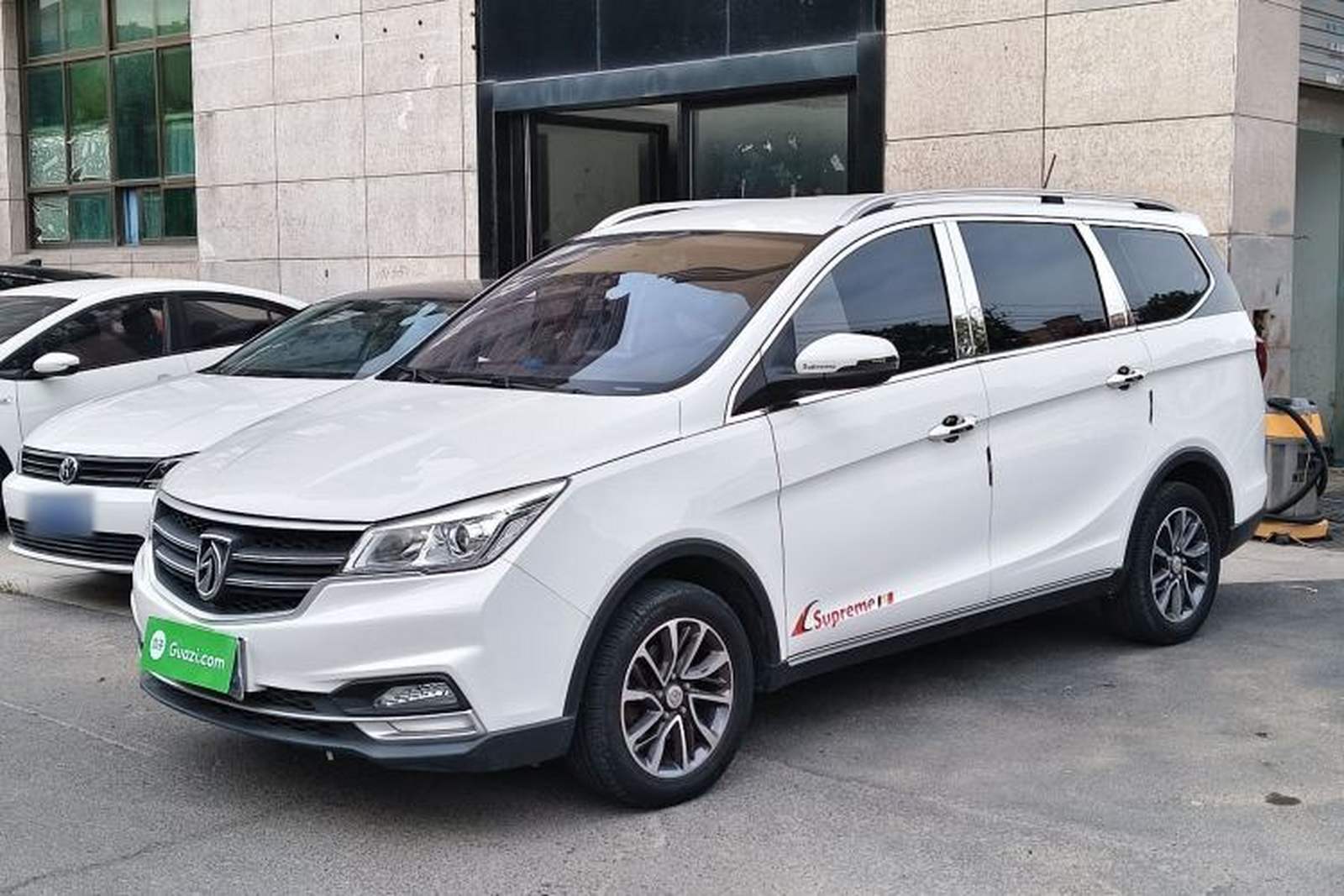 Фото Baojun с площадки