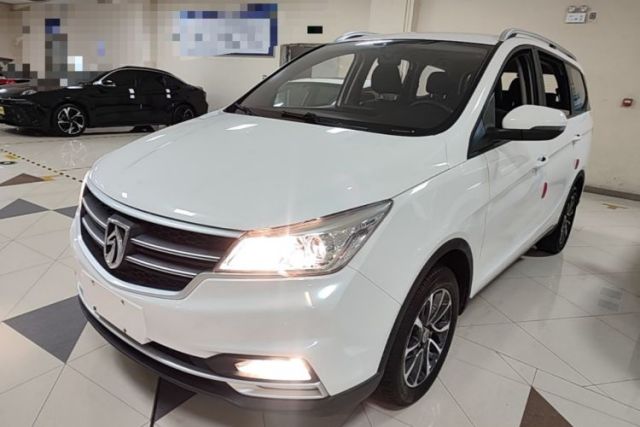Used Baojun 730 2019 1.5T Manual Fashion Model 7-seater National V