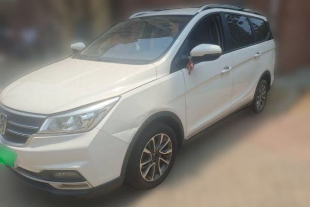 Used Baojun 730 2019 1.5L Manual Fashion Model 7-seater China VI