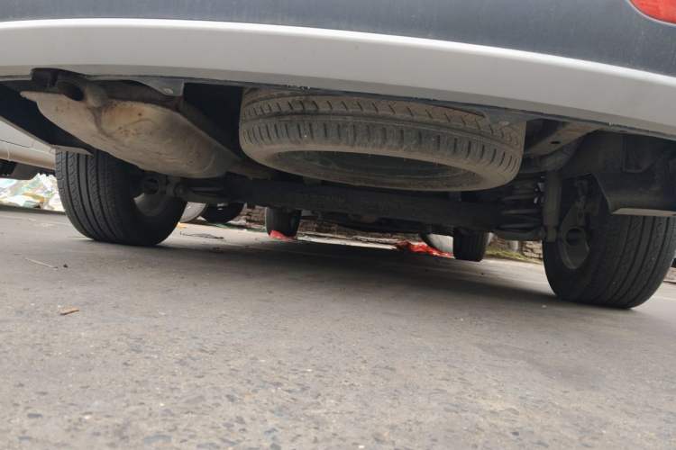 Used Baojun 730 2019 1.5L Manual Fashion Model 7-seater National V Chassis Rear