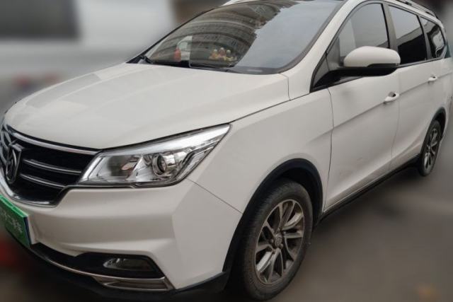 Used Baojun 730 2019 1.5L Manual Fashion Model 7-seater National V