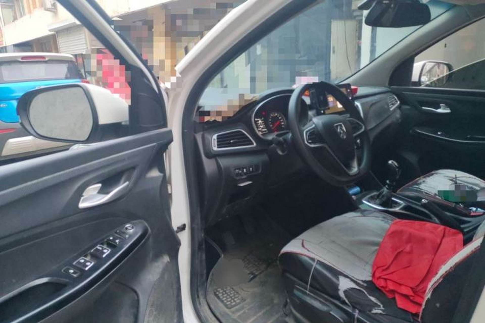 Used Baojun 730 2019 1.5L Manual Fashion Model 7-seater China VI Driver Seat