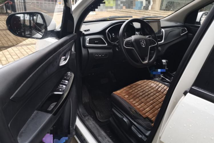 Used Baojun 730 2019 1.5T CVT Fashion Model 7 Seats China VI Emission Standard Driver Seat