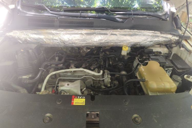 Used Baojun 730 2019 1.5T Manual Fashion Model 7-seater National V Engine Bay