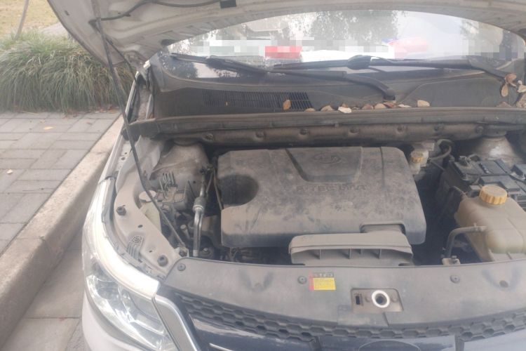 Used Baojun 730 2019 1.5L Manual Value Edition 7 Seats China VI Emission Standard Engine Bay Right