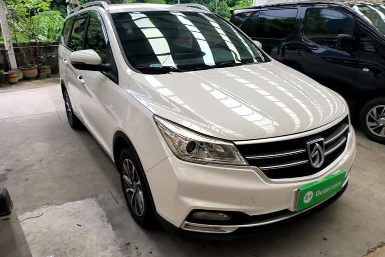Used Baojun 730 2019 1.5T CVT Fashion Model 7 Seats China V Emission Standard Exterior 1
