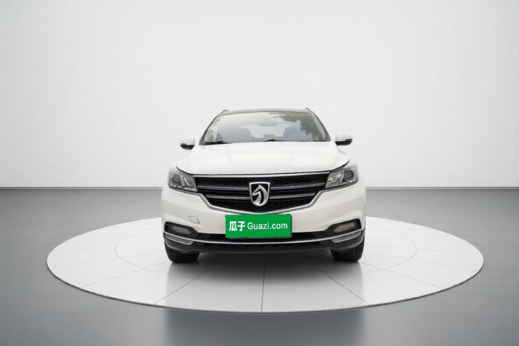 Used Baojun 730 2019 1.5L Manual Fashion Model 7-seater National V Exterior 1