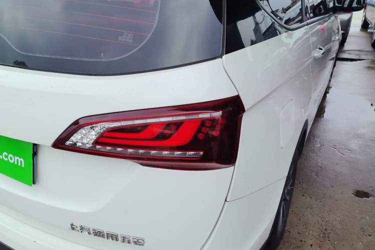 Used Baojun 730 2019 1.5T CVT Flagship Model 7 Seats China VI Emission Standard Exterior 1