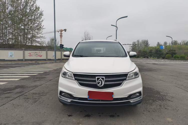 Used Baojun 730 2019 1.5T CVT Fashion Model 7 Seats China VI Emission Standard Exterior 1