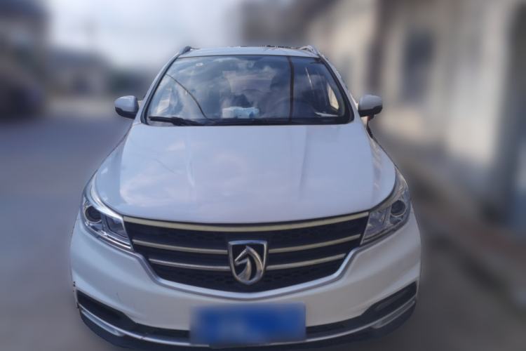 Used Baojun 730 2019 1.5L Manual Fashion Model 7-seater China VI Exterior 1