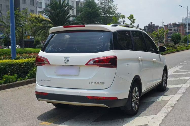 Used Baojun 730 2019 1.5T CVT Fashion Model 7 Seats China V Emission Standard Exterior 2