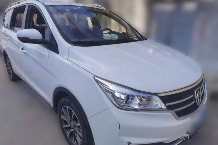 Used Baojun 730 2019 1.5L Manual Fashion Model 7-seater China VI Exterior 2