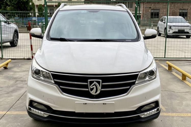 Used Baojun 730 2019 1.5T CVT Flagship Model 7 Seats China VI Emission Standard Exterior 3