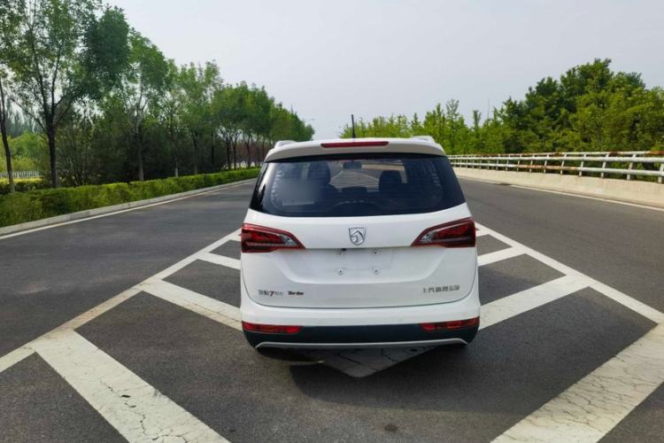 Used Baojun 730 2019 1.5T CVT Fashion Model 7 Seats China VI Emission Standard Exterior 3