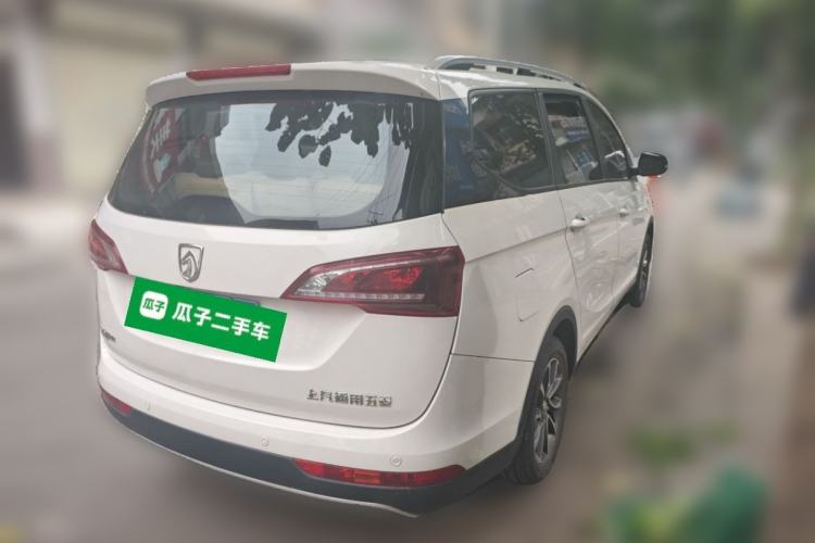 Used Baojun 730 2019 1.5L Manual Fashion Model 7-seater China VI Exterior 5