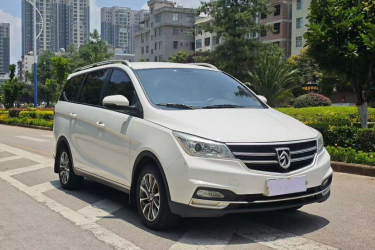 Used Baojun 730 2019 1.5T CVT Fashion Model 7 Seats China V Emission Standard Exterior 5