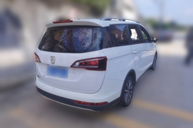 Used Baojun 730 2019 1.5L Manual Fashion Model 7-seater China VI Exterior 5