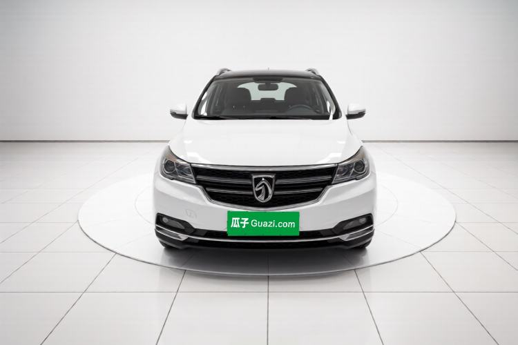 Used Baojun 730 2019 1.5L Manual Fashion Model 7-seater China VI Front