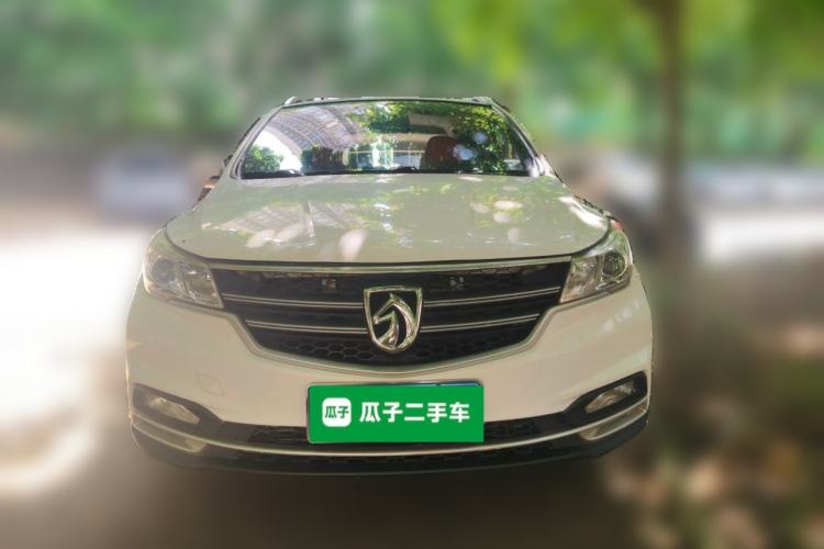 Used Baojun 730 2019 1.5T Manual Fashion Model 7-seater National V Front