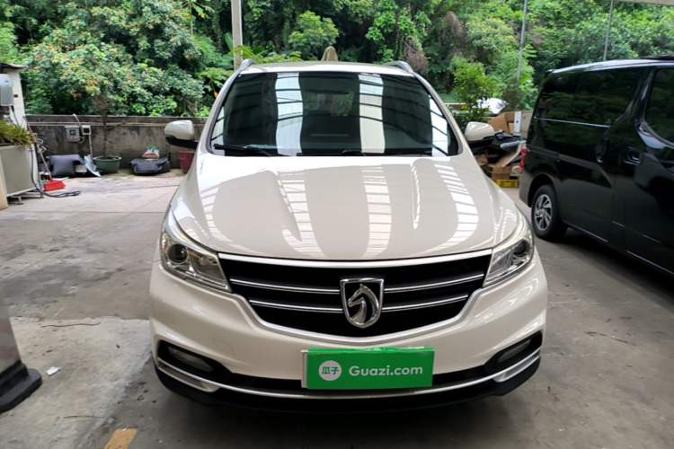 Used Baojun 730 2019 1.5T CVT Fashion Model 7 Seats China V Emission Standard Front