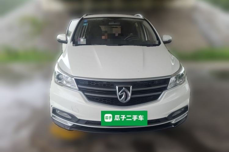 Used Baojun 730 2019 1.5L Manual Fashion Model 7-seater National V Front
