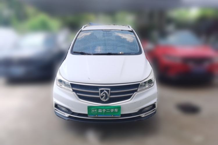 Used Baojun 730 2019 1.5L Manual Fashion Model 7-seater China VI Front