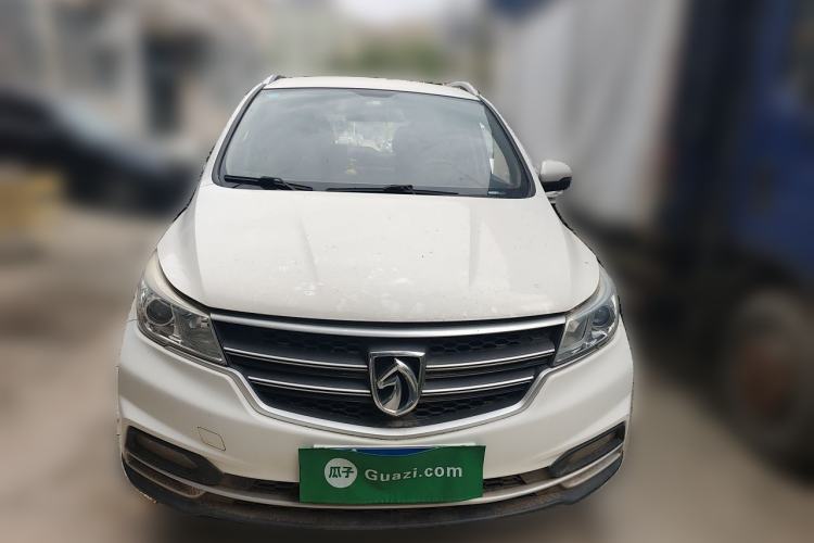 Used Baojun 730 2019 1.5L Manual Fashion Model 7-seater National V Front