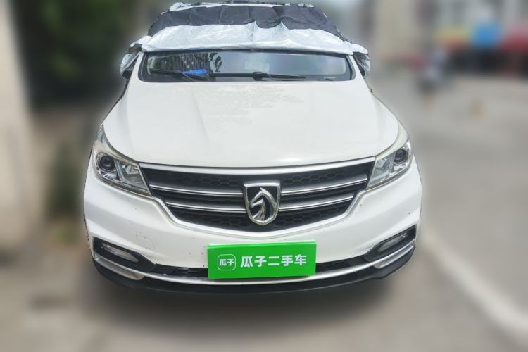 Used Baojun 730 2019 1.5L Manual Fashion Model 7-seater China VI Front