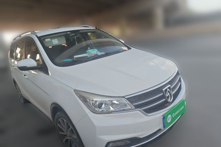 Used Baojun 730 2019 1.5T CVT Fashion Model 7 Seats China V Emission Standard Front Right 45 Deg