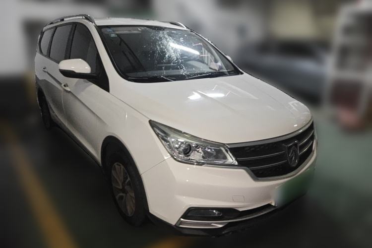 Used Baojun 730 2019 1.5T CVT Fashion Model 7 Seats China V Emission Standard Front Right 45 Deg